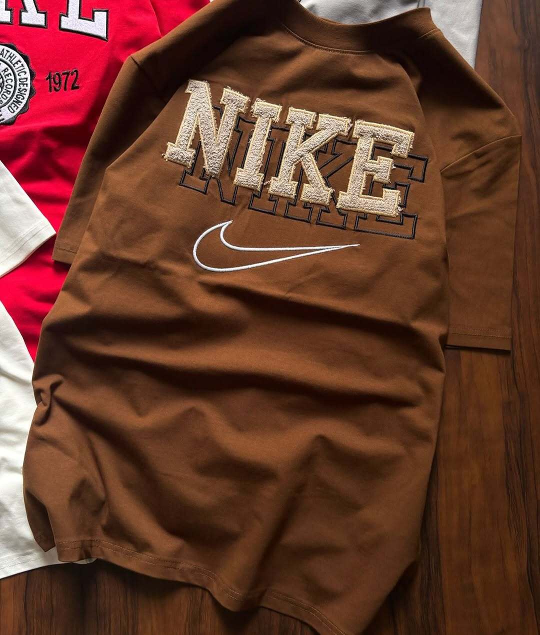 Nike Sportswear graphic t-shirt featuring a "NIKE EST 1972" design on the chest (PACK OF 3)